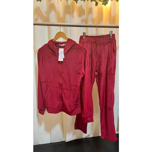 Conjunto Bordo Talle M
