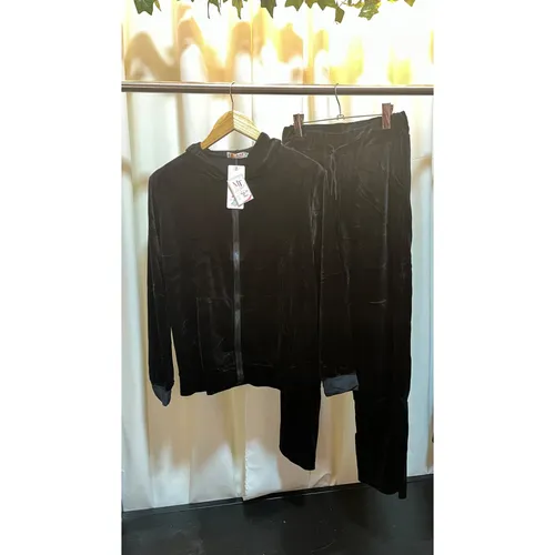 Conjunto black Talle M