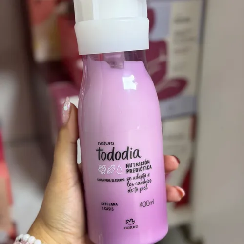 Crema corporal x 400 ml - avellana & casis 