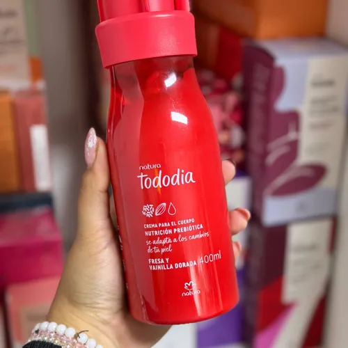 Crema corporal x 400 - 🍓 & vainilla dorada 