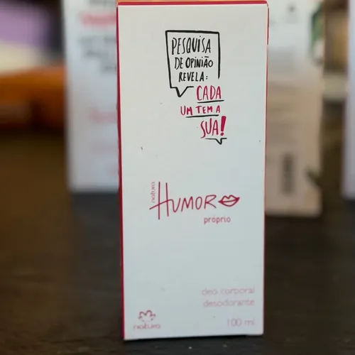 Spray corporal - humor pròprio femenino 