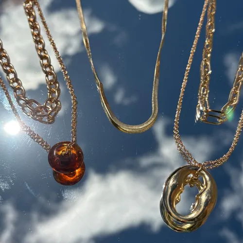 Collares