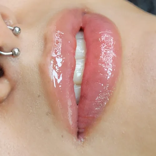 MICROPIGMENTACIÓN LABIAL - Tacuarembó