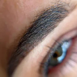 PODWER BROWS (micropigmentacion de cejas)