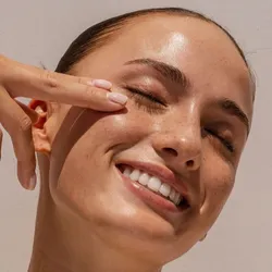 Clean look (higiene facial + perfilado de cejas)