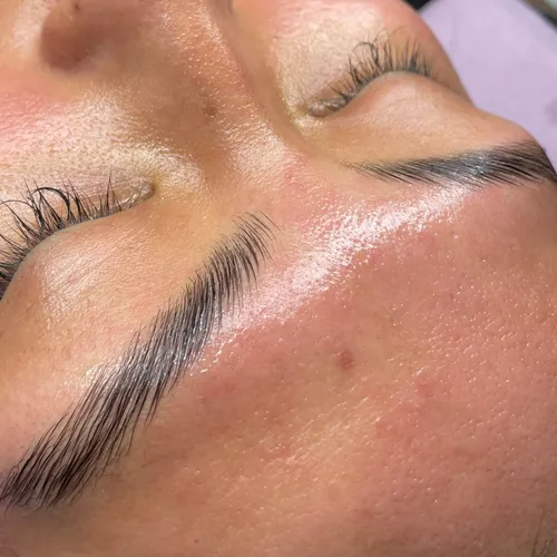 Laminado + Perfilado de Cejas