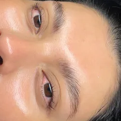 Laminado + Perfilado de Cejas