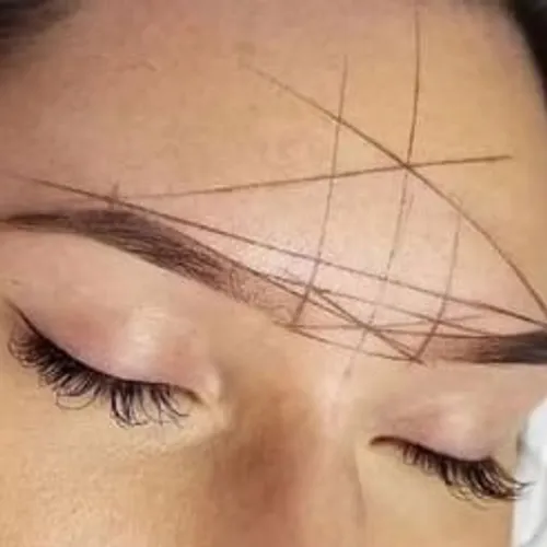 Diseño + Perfilado de cejas
