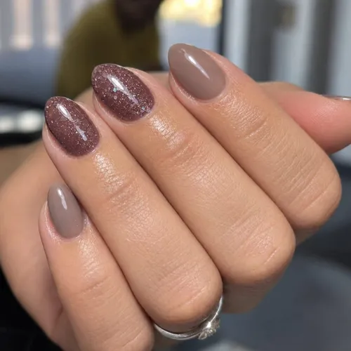 Belleza de manos & Esmalte Semi( incluye deco en una uña)