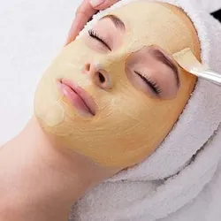 FACIAL YELLOW PEEL ( Higiene Profunda + Peeling Retinoico)