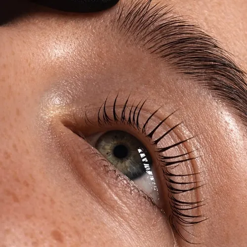 Lifting de pestañas + tinte botox nutrición 