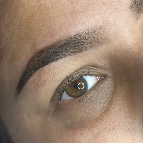 Perfilado de Cejas + Henna