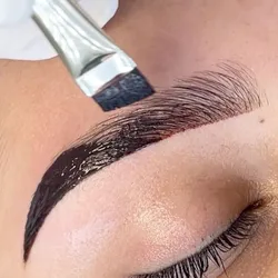 PERFILADO + LAMINADO + TINTE DE CEJAS 