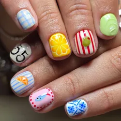 Esmaltado Semi Full Nail art con nivelación
