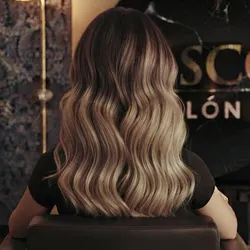 Balayage cabello medio.