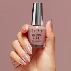 Manicuría con esmaltado tradicional (Opi)
