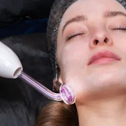     Acne Reset → Tratamiento para pieles acneicas.