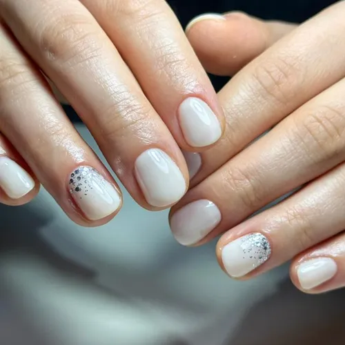 Nivelación en uñas cortas (semi / capping)