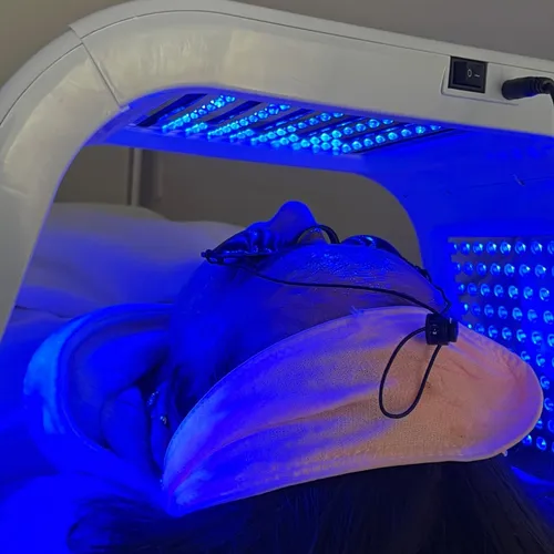 LIMPIEZA PROFUNDA + FOTOTERAPIA LED