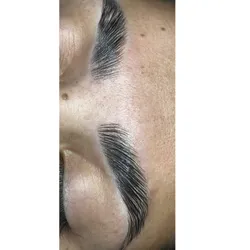 Laminado de cejas
