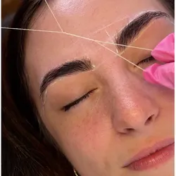 Perfilado de cejas 