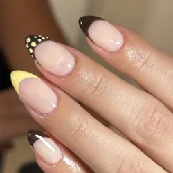 Esmaltado semipermanente + diseño simple