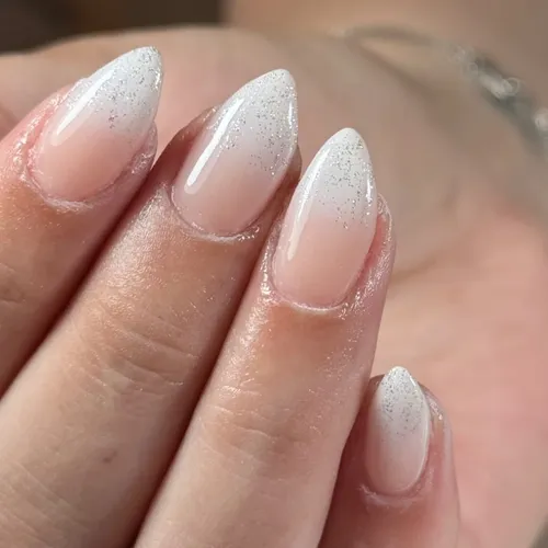 Esmaltado semipermanente + diseño complejo