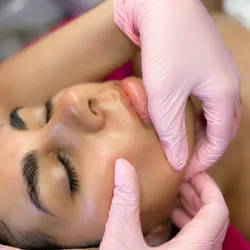 Glow skin + RF (EFT $42.000)