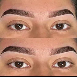 Perfilado de cejas con henna 