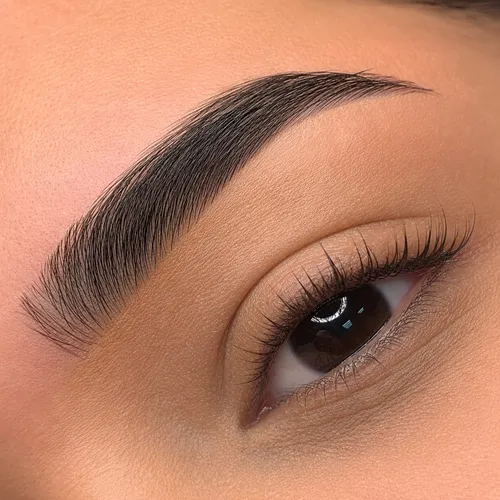 Perfilado de cejas