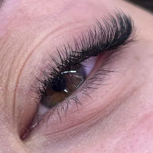 Half lashes 