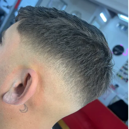 CORTE (cejas de regalo)