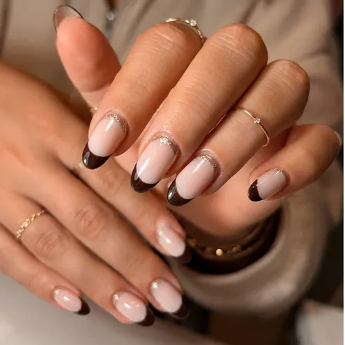 Service de uñas esculpidas 