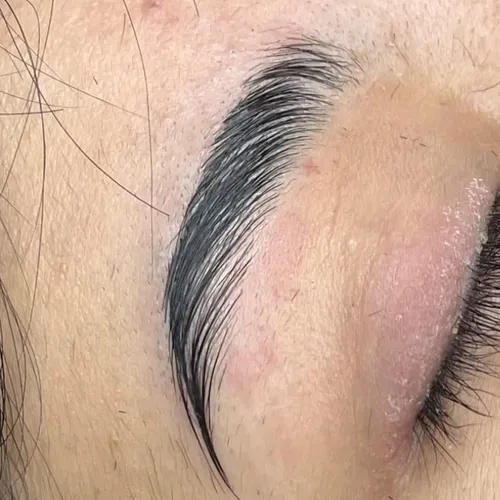 Laminado de cejas