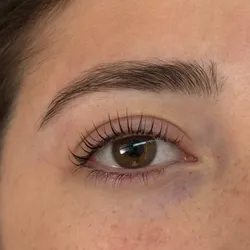 Perfilado de cejas