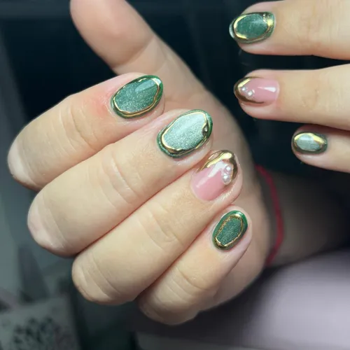 Capping acrílico con diseño (french, aura, nail art, pedrería, etc.) 