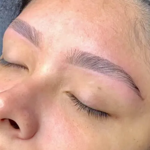 Perfilado de cejas + Kit Nutritivo