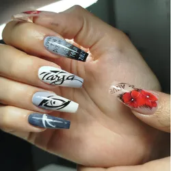 NAIL ART
