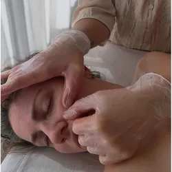 Ritual Aurora Facial