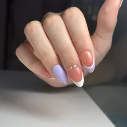 Soft gel con diseño simple (1 a 2 uñas por mano)