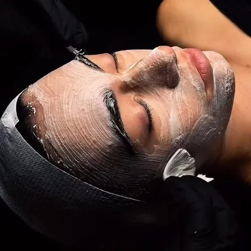 DEEP SKIN: Higiene Facial Profunda + Aparatología