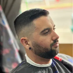 Corte, barba y cejas 
