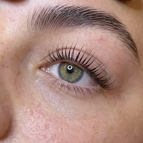 Lifting de pestañas con nutrición y tinte, de Softskin