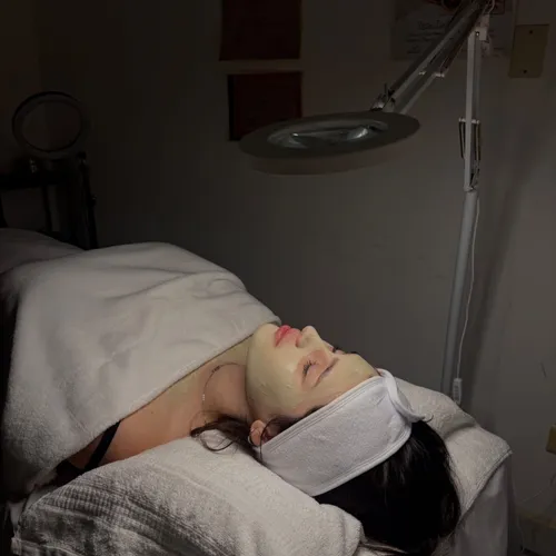 Limpieza Facial Profunda, de Mora Beauty Studio