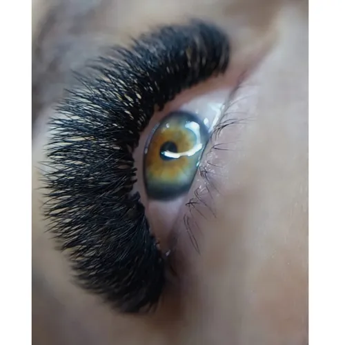 MEGAVOLUMEN, de Lola G beauty