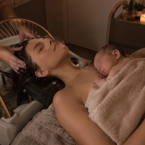 MOM & BABY THERAPY
