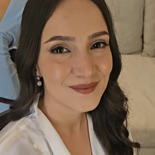 Maquillaje + cejas, de UMI beauty