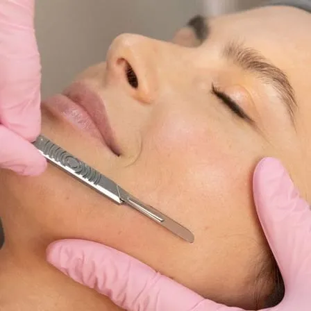 Dermaplaning FACIAL, de MH SPA