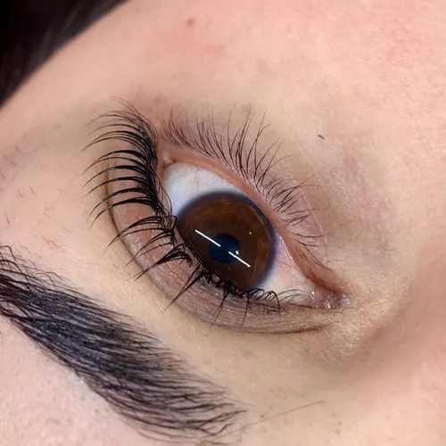PESTAÑAS-Lifting de pestañas+tinte+nutricion + botox 