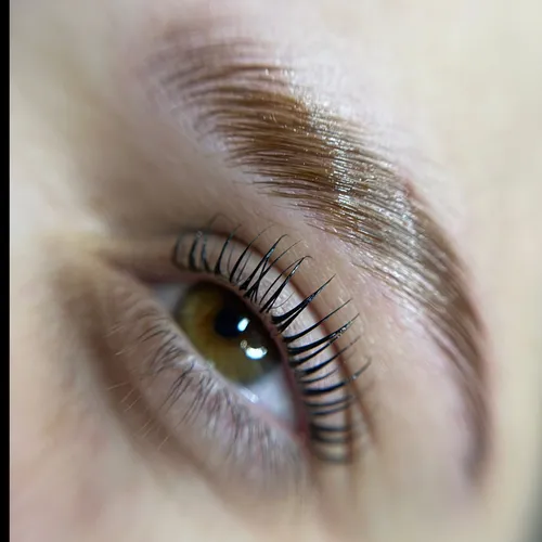 LIFTING PRO+PERFILADO DE CEJAS+LAMINADO